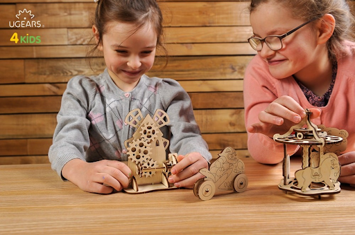 Learning Through Play: The Benefits of Puzzles for Child Development