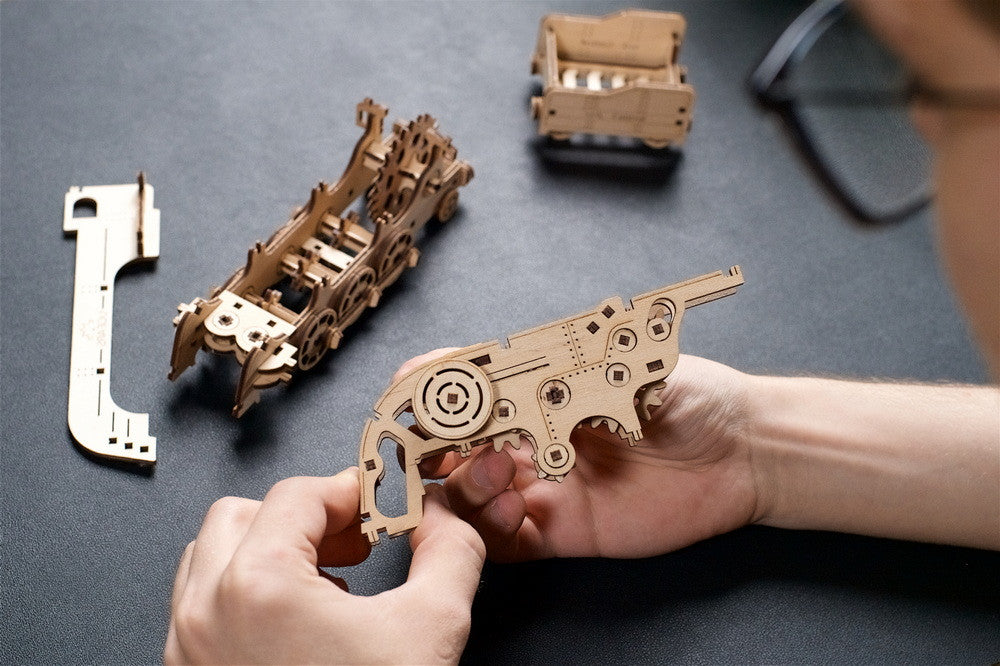 Ugears Mini Locomotive 3D Mechanical Model Wooden Puzzle DIY Kits