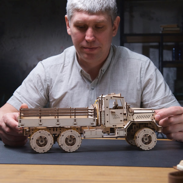 UGEARS Cargo Truck