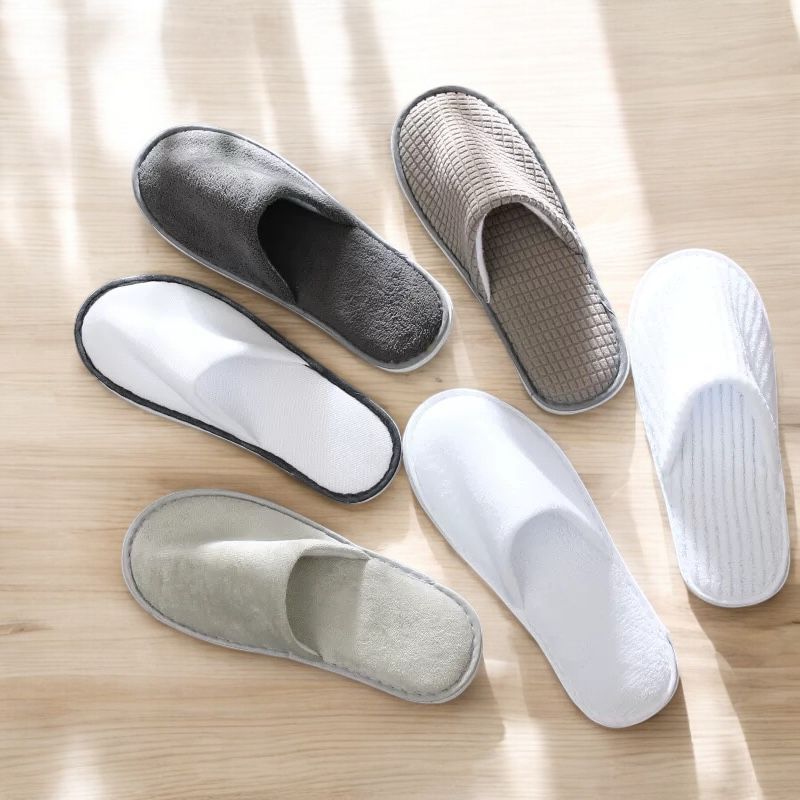 Disposable Hotel Slippers Non-Slip Guest Slippers Free Size Soft Comfortable for Men & Women