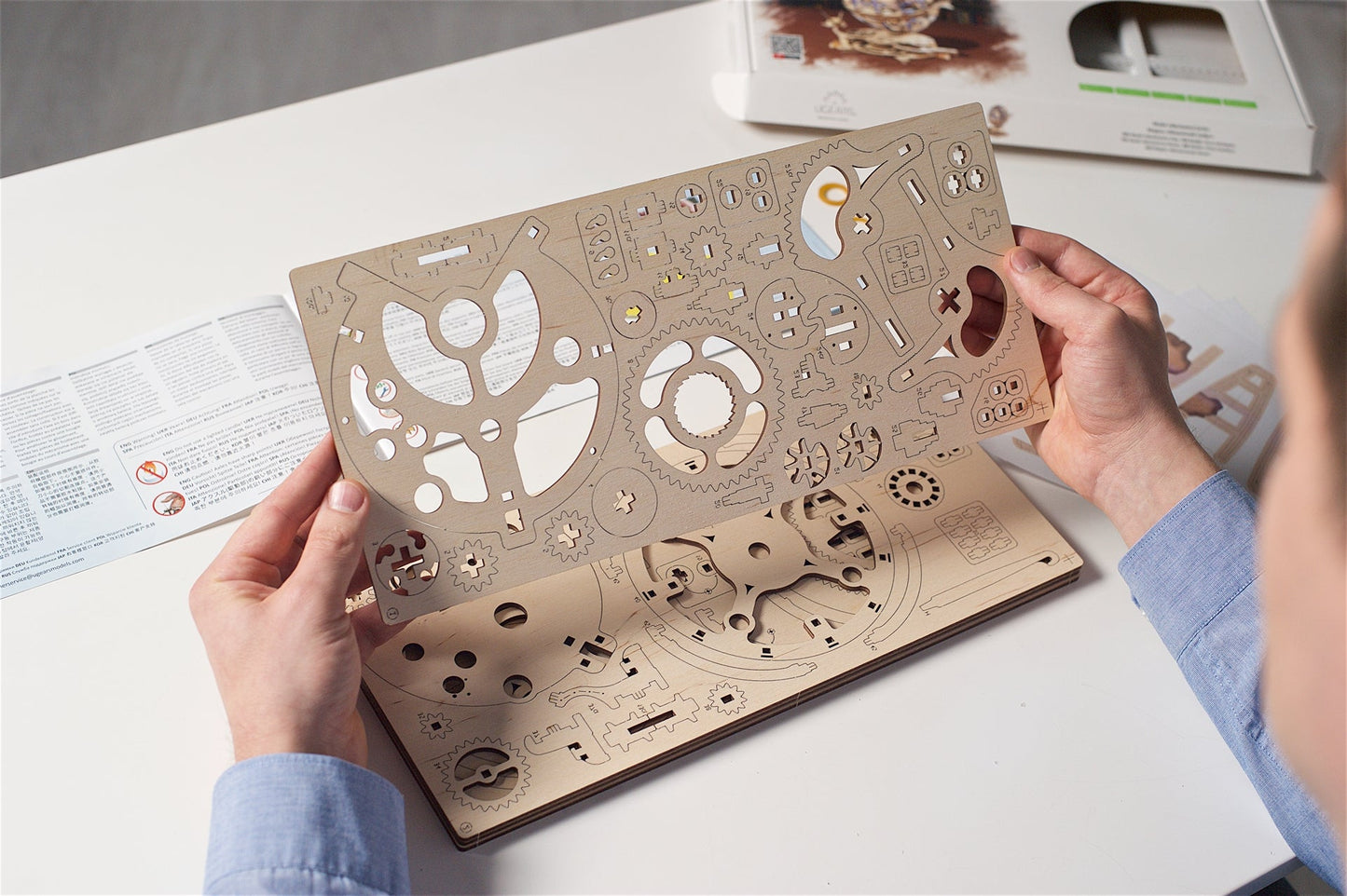 Ugears Globus ★Mechanical 3D Puzzle Kit Model Toys Gift Present Birthday Xmas Christmas Kids Adults