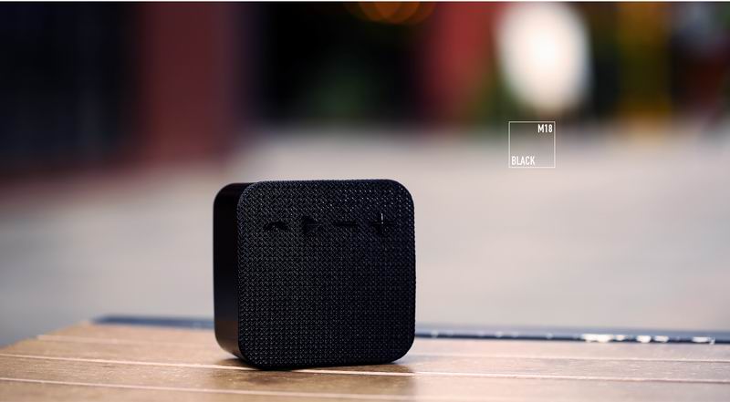 Remax RB-M18 Fabric Portable Bluetooth Speaker Wireless Outdoor Music Amplifier